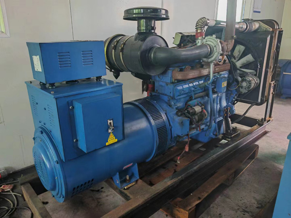上海100kW柴油发电机组使用多级机油有哪些优缺点？